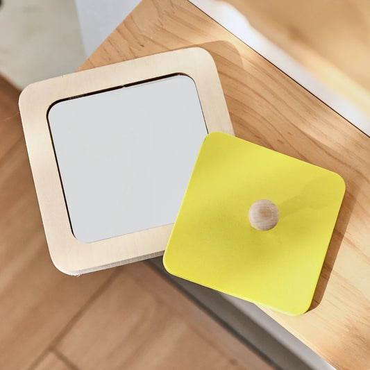 Boîte Sensorielle à Couvercle – Jeu Montessori d’Éveil